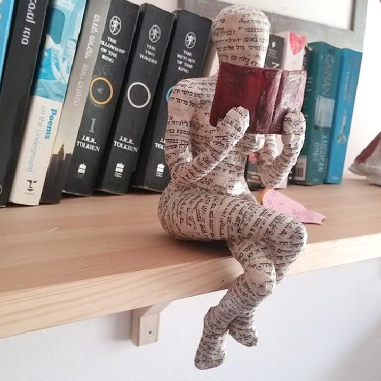 The Reading woman Abstract Sta - مراجعة Abstract Sculpture Resin وسعره