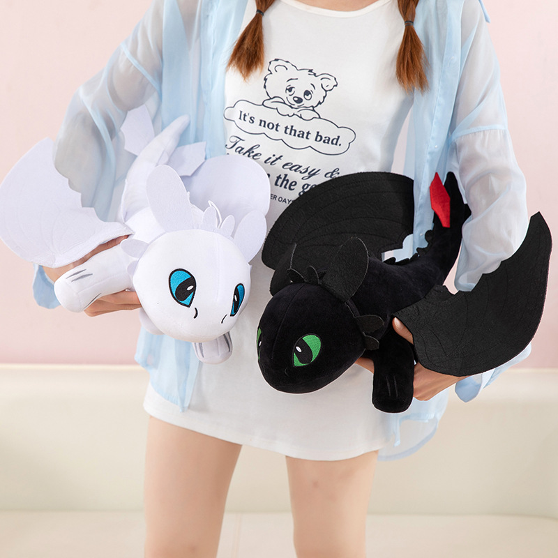 How to Train Your Dragon Night - مراجعة Decorative Throw Pillow وسعره