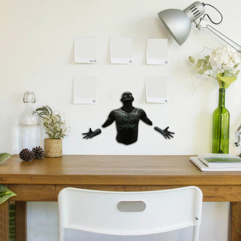 3D Through Wall Figure Sculptu - مراجعة Abstract Sculpture Resin وسعره