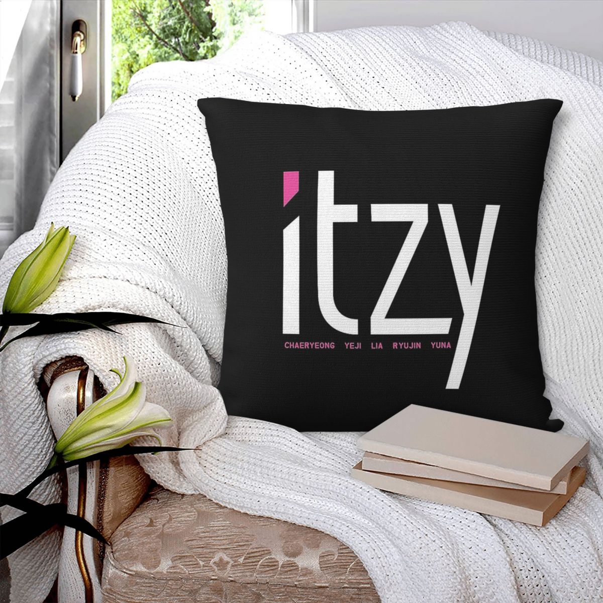 Itzy Band Dalla Dalla Square P - مراجعة Home Decor Dallas وسعره