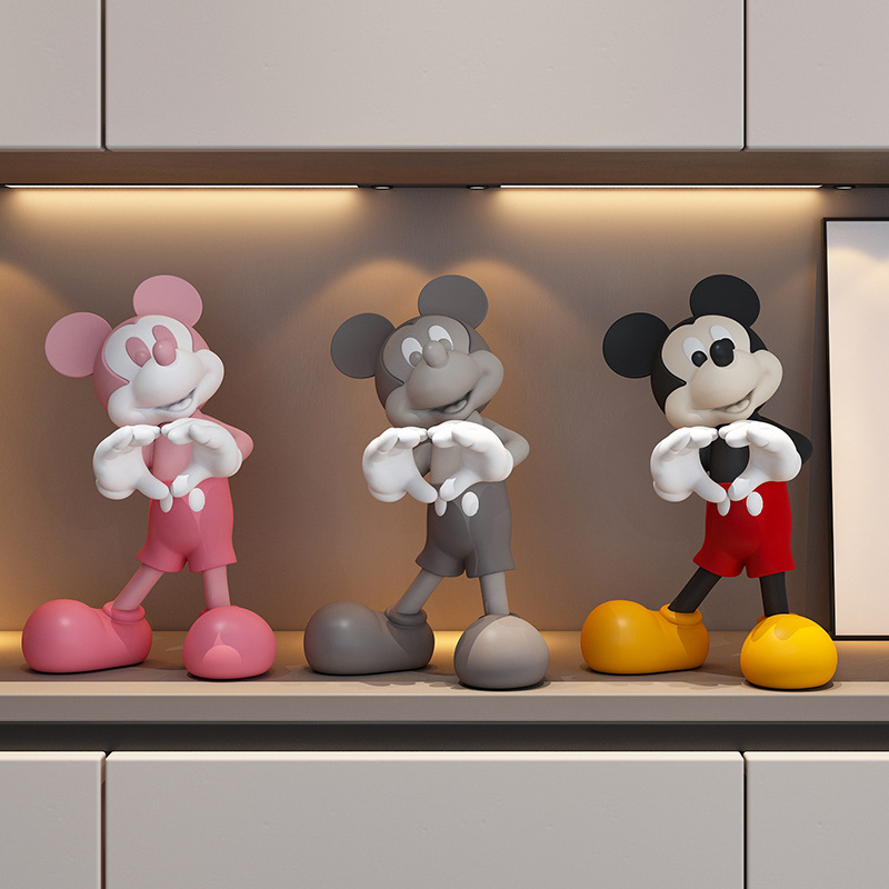 Mickey Mouse Statue Fashion Br - مراجعة Home Decor Brand وسعره
